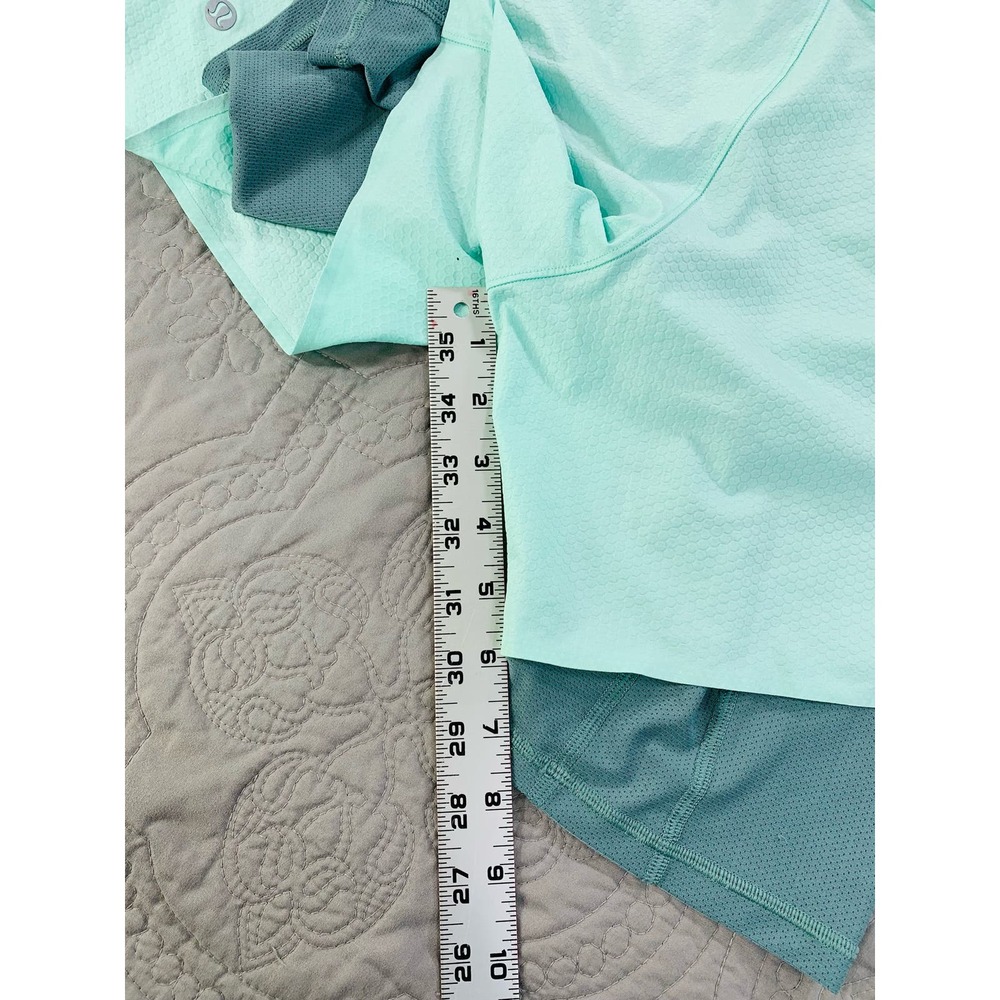 Lululemon Shorts Teal Womens Small Mint Turquoise Compression Lined Athletic - Picture 8 of 9